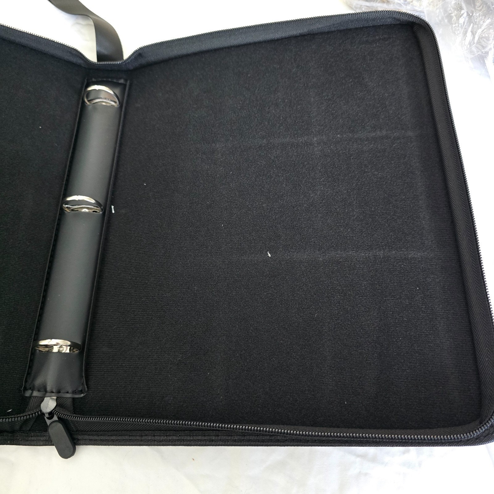 3 Ring Card Zipper Binder Holds Up to 900 Cards Black Faux Leather New