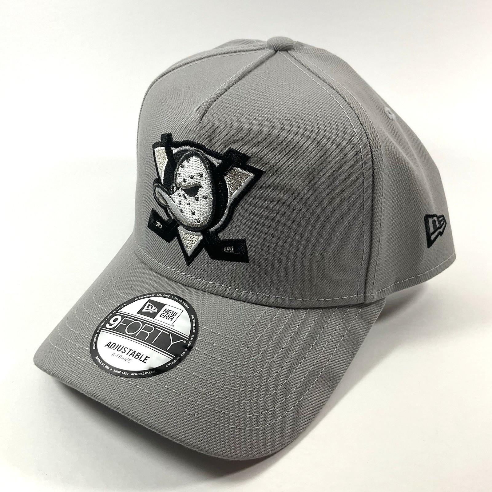 New Era Anaheim Ducks Exclusive Gray Silver Blk 9FORTY A-Frame Snapback Hat Cap