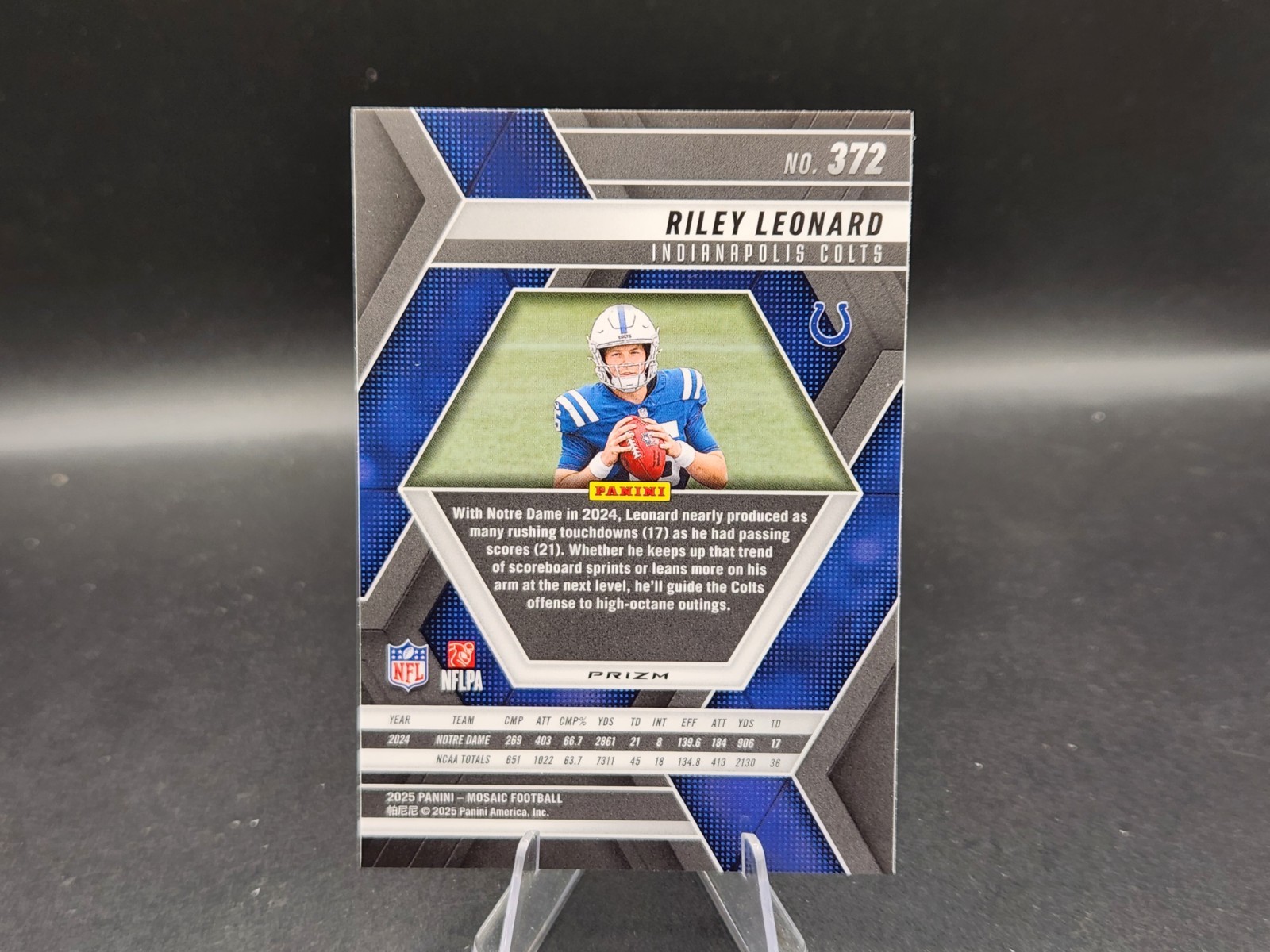 2025 Panini Mosaic Riley Leonard (RC) Green Mosaic Prizm Colts Rookie