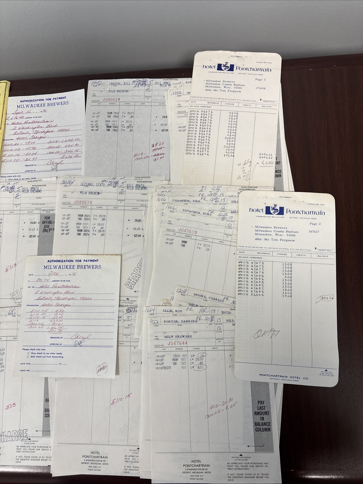 Vintage Large Lot Milwaukee Brewers Hotel Bills Invoices Many Different Players