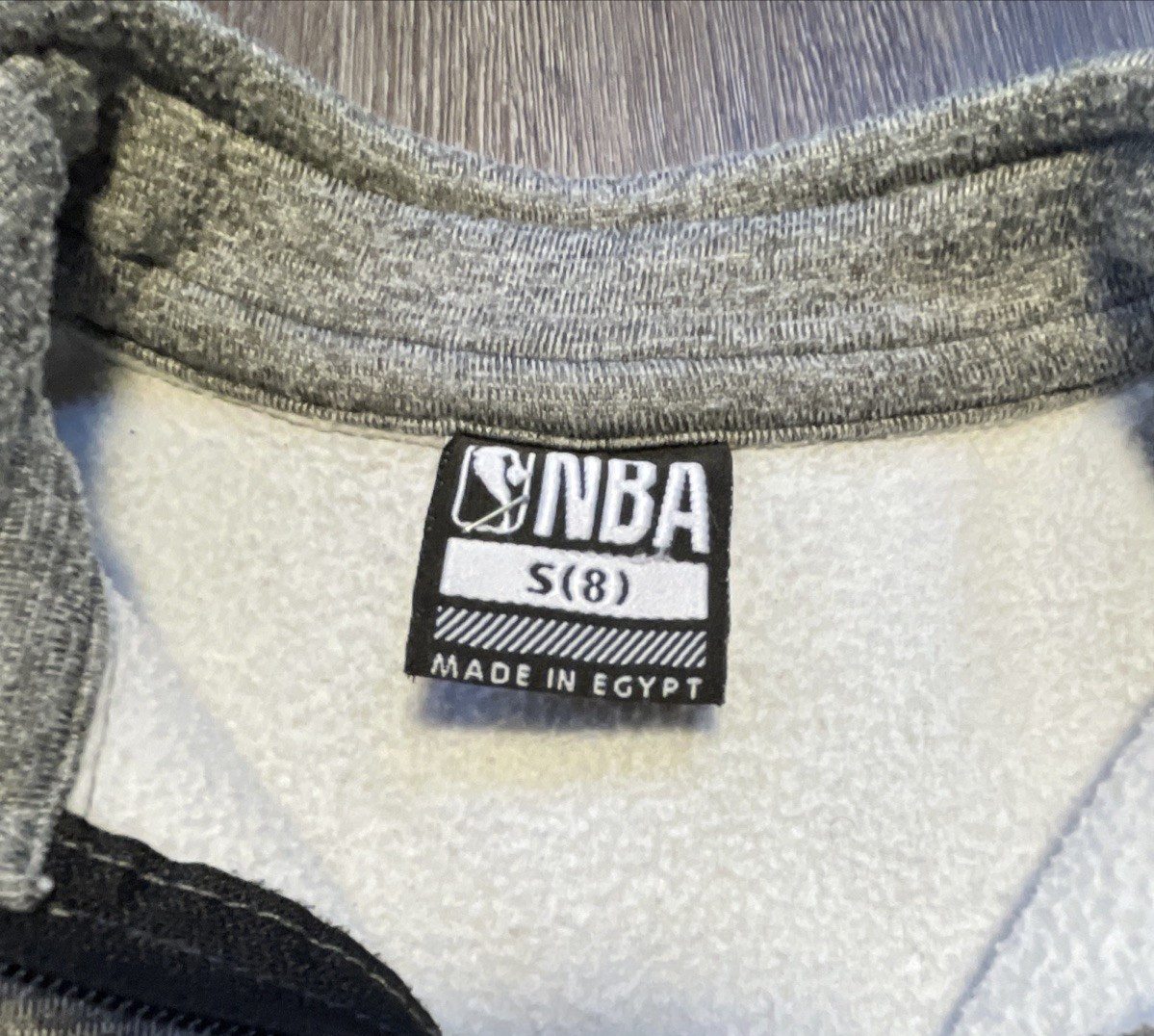 NBA National Basketball Association Youth Size 8 Gray Mock Collar Sweatshirt
