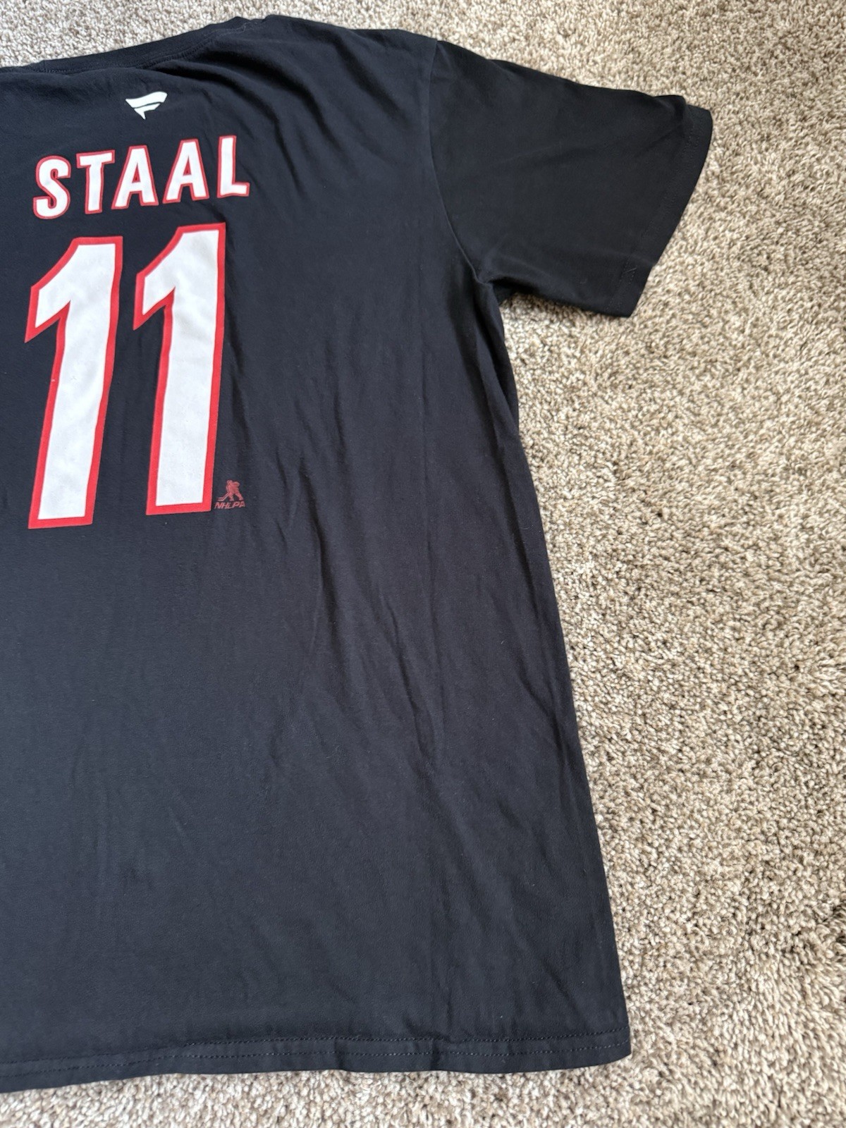 NHL Carolina Hurricanes Jordan Staal #11 T Shirt Fanatics Black Size Large