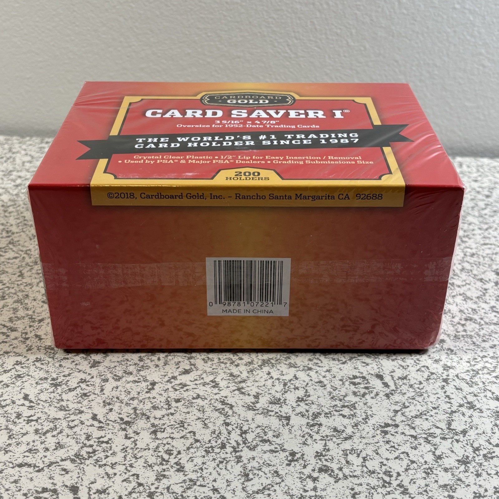 Cardboard Gold Card Saver 1 Holder – Case of 200 Count Box, 4 Sleeves of 50 New