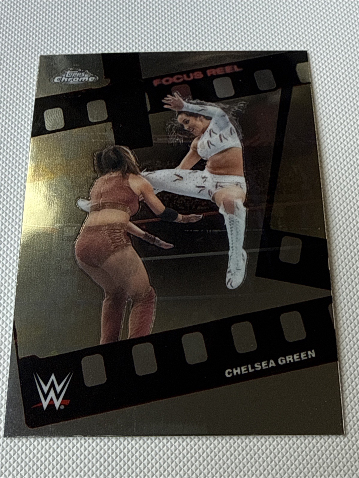 FOCUS REEL 2026 Topps Chrome WWE Wrestling Cards You Pick/Choose! READ*