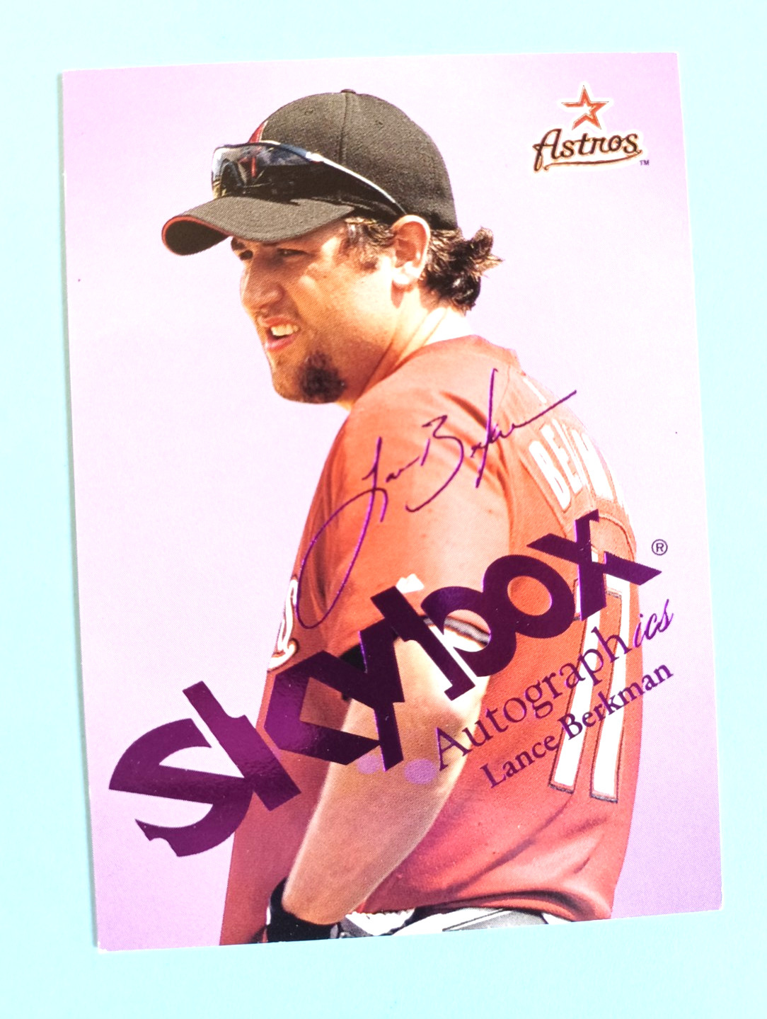 2004 SKYBOX AUTOGRAPHICS LANCE BERKMAN #56 PURPLE ROYAL INSIGNIA #XX/25 ASTROS