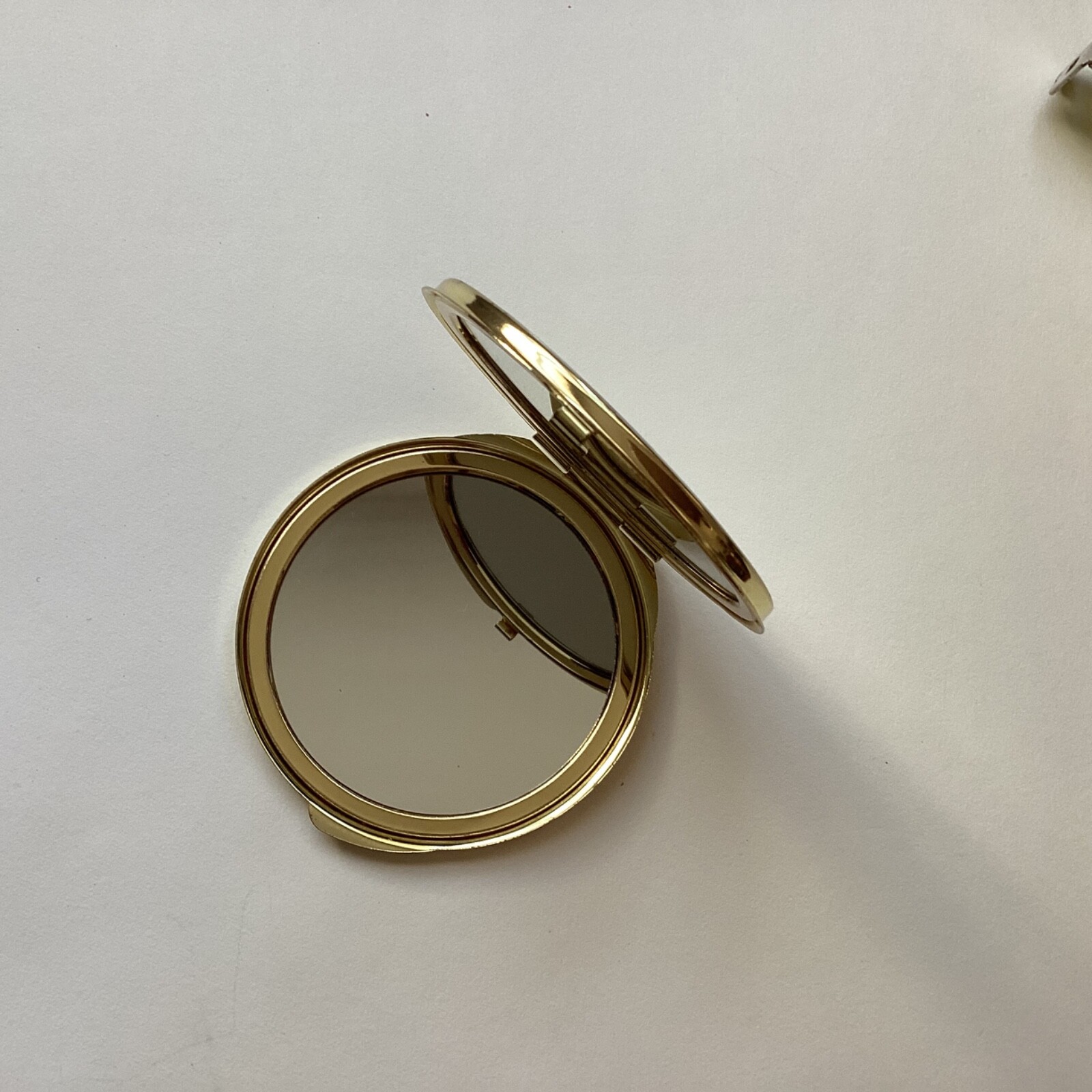 Yuzuru Hanyu Exhibition NEW Compact Mirror resembled Costume of Etude in D minor