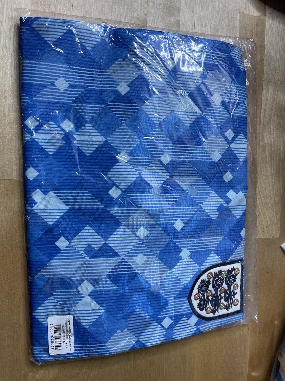 ENGLAND 1990 THIRD RETRO FOOTBALL SHIRT SOCCER JERSEY SCORE DRAW Small
