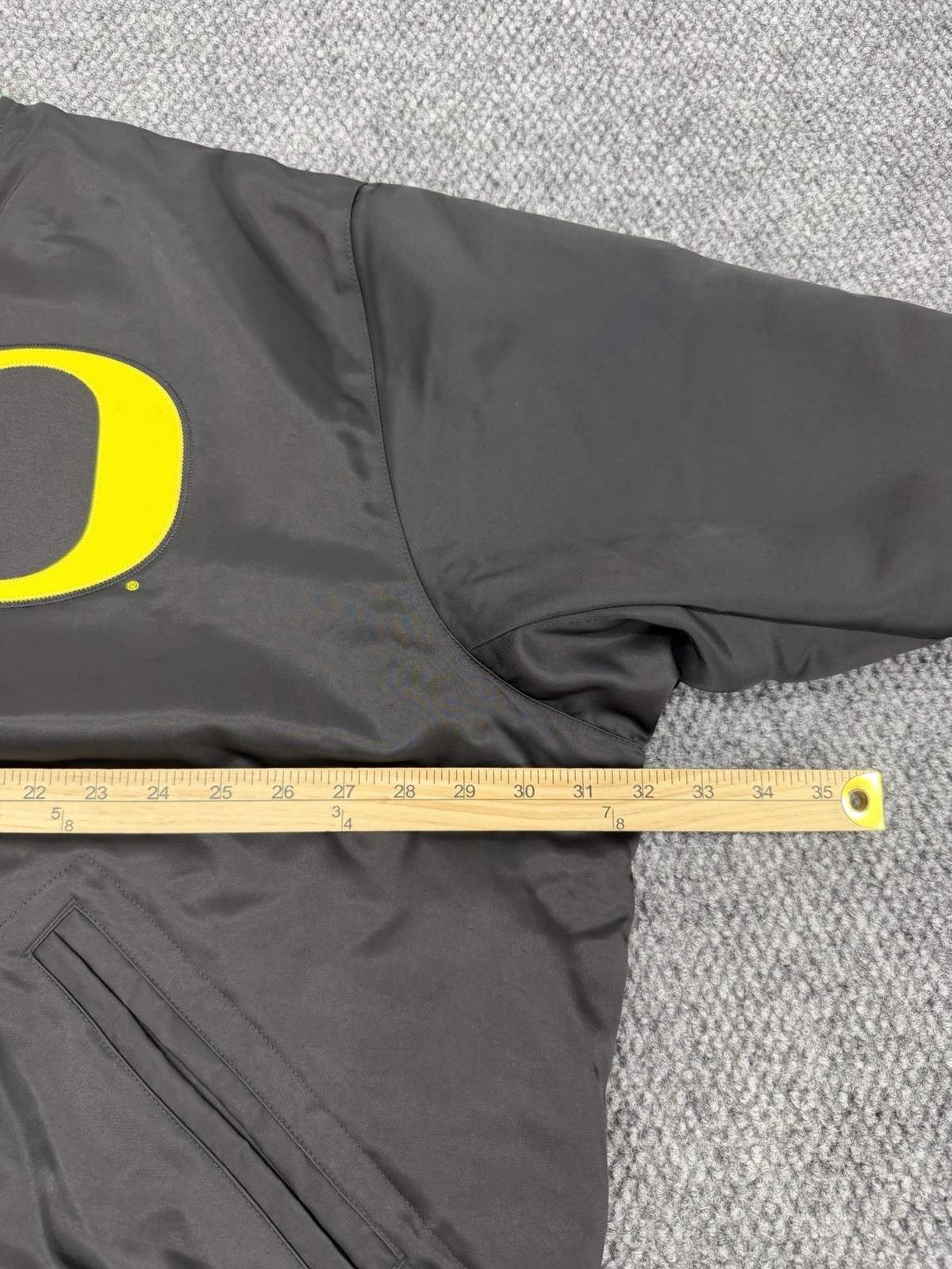 Oregon Ducks Men’s 3XL Nike Legacy Full-Snap Water Repellent Bomber Jacket Black
