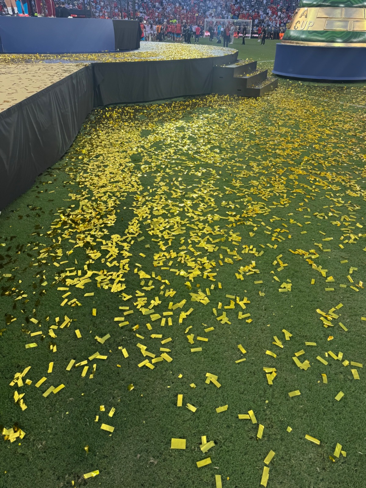 World Cup Final Argentina vs Spain Confetti From The Field