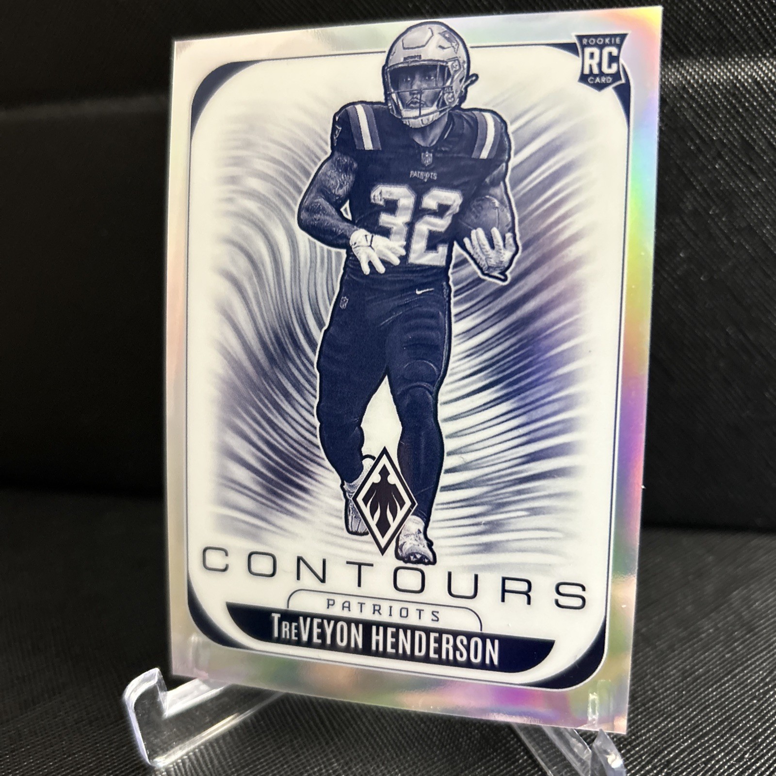 2025 Panini Phoenix – Contours TreVeyon Henderson #22 (RC)