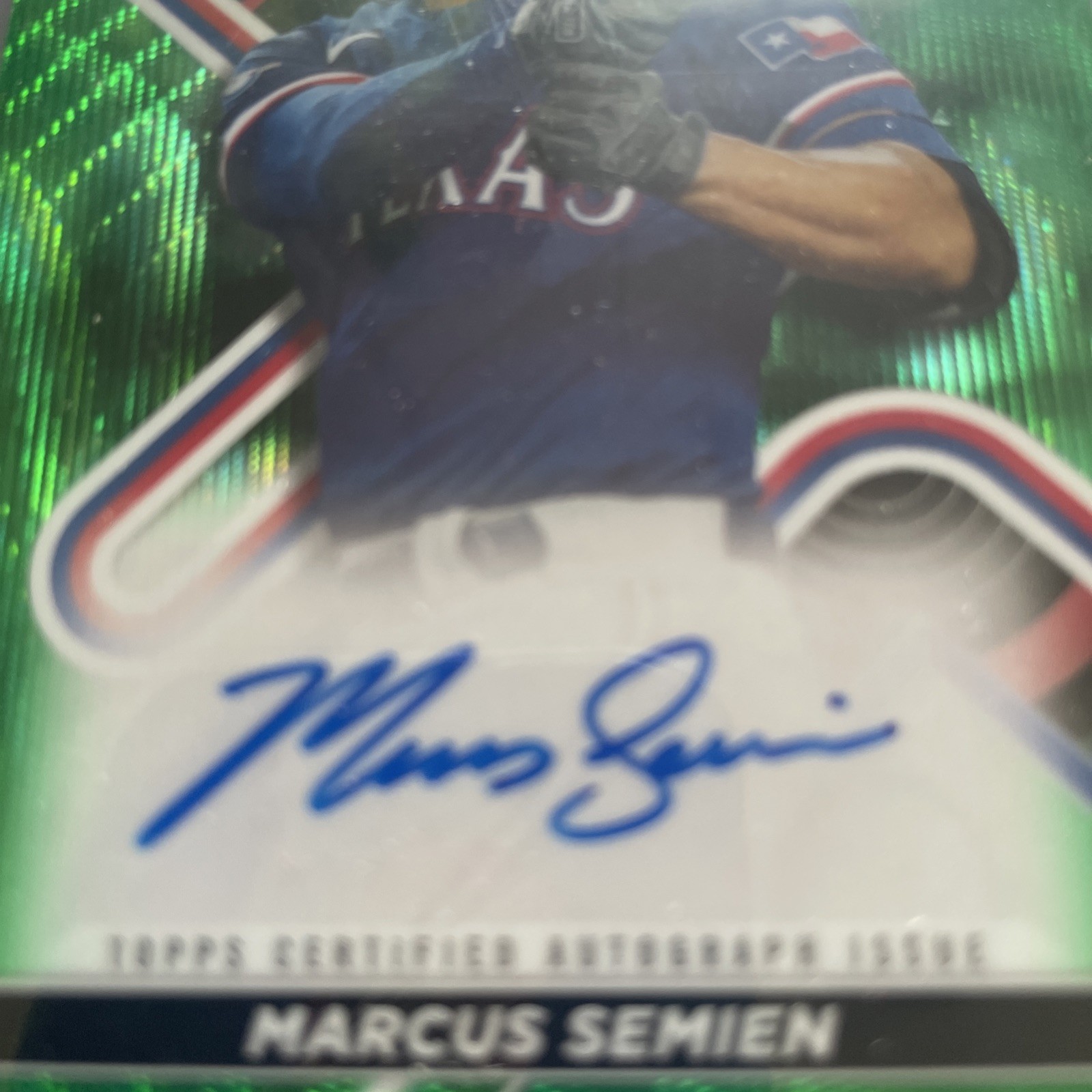 2022 Topps Finest – Finest Autographs Marcus Semien #FA-MS Green Ref. 30/99 (AU)