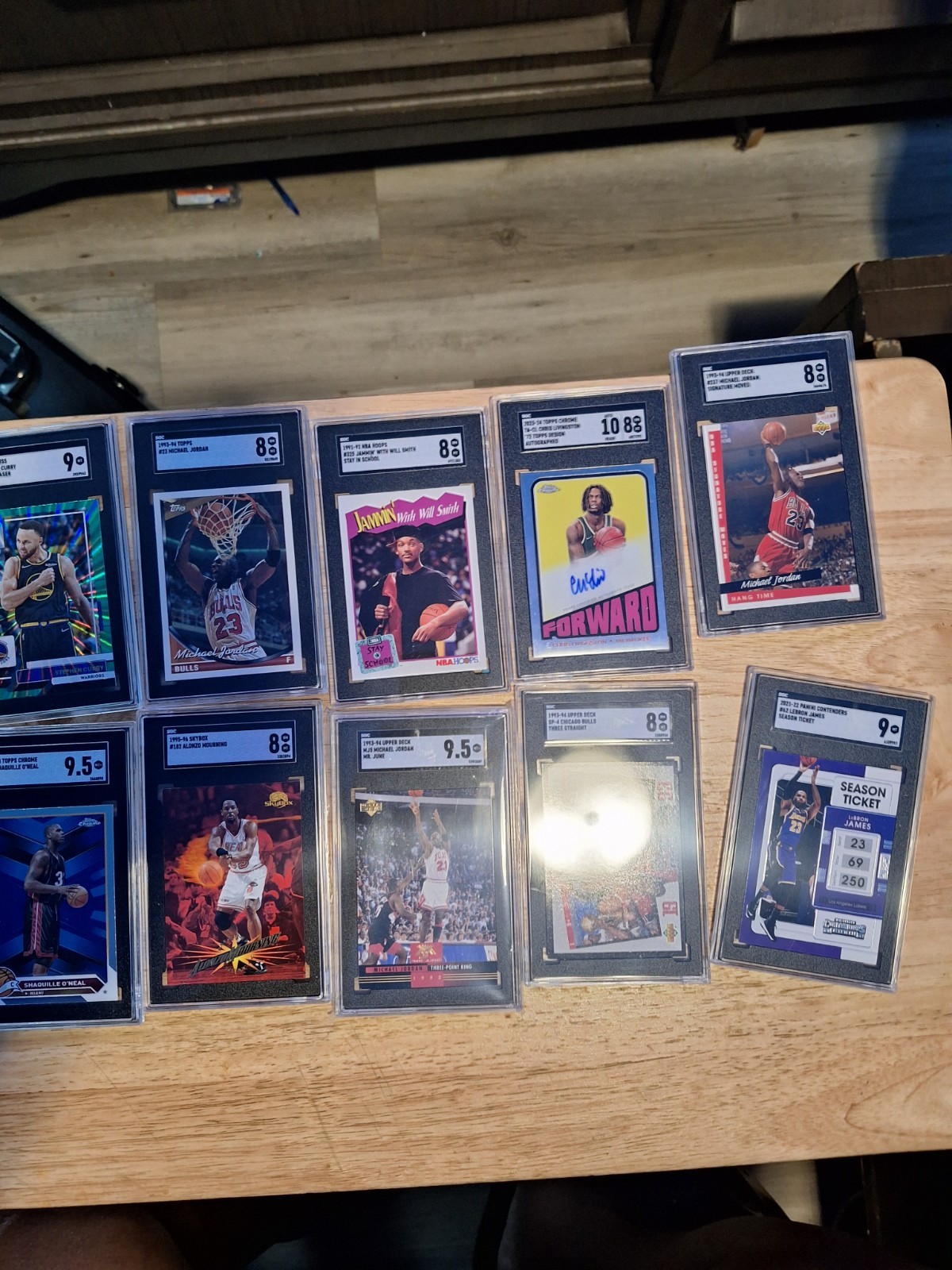 15 Basketball Lots 1 Slab And A Mix Of Auto, Sp, Numbed And None Numbered Cards