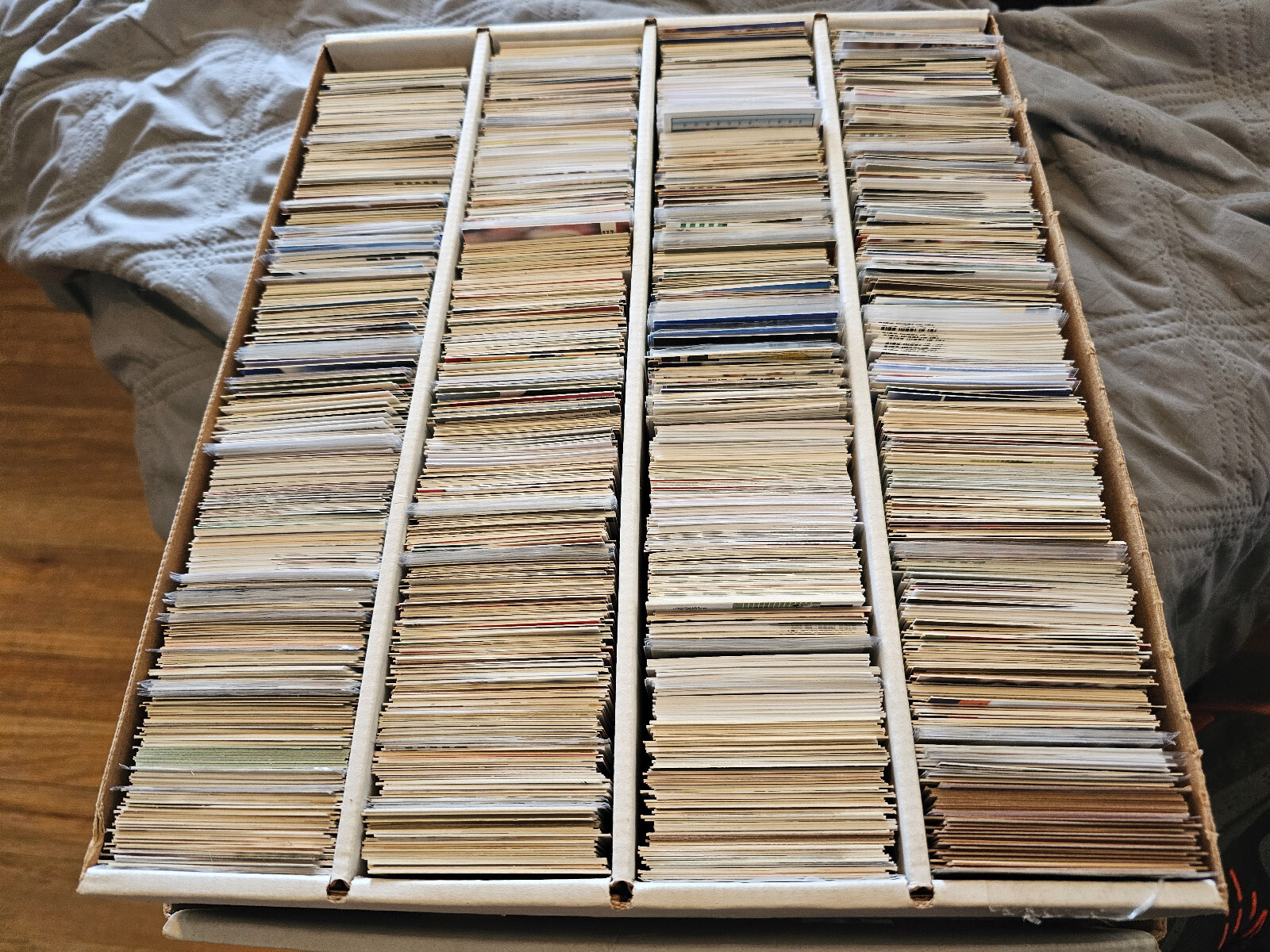 APPROX 3000 FOOTBALL CARDS VARY YEARS AND MAKES