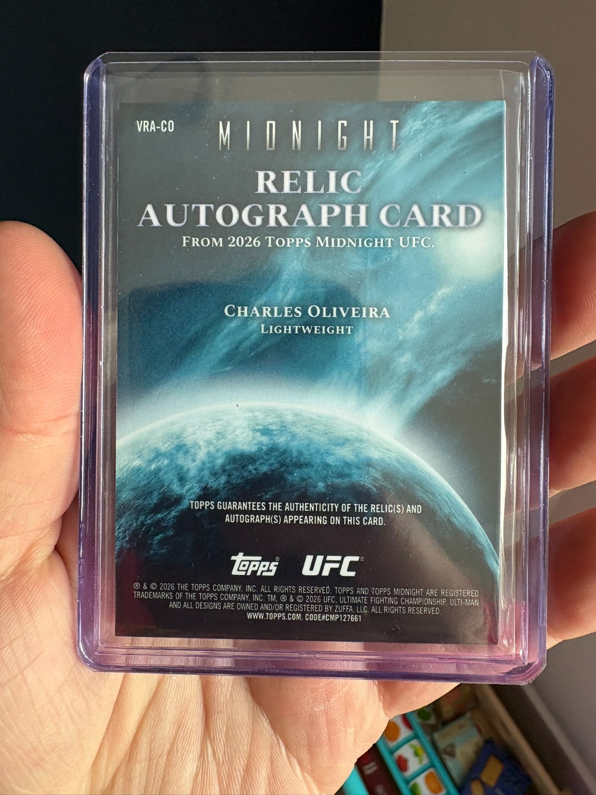 Charles Oliveira Relic Autographs Auto – 2026 Topps Midnight UFC VRA-CO