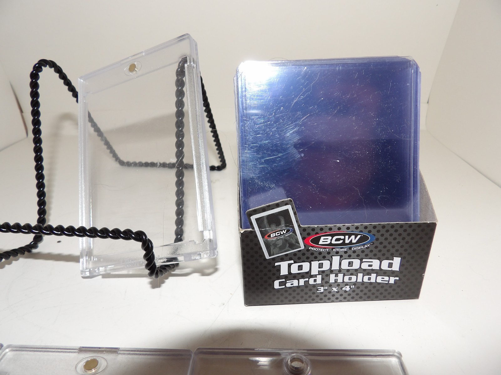 1 new Ultra Pro 81911-UV 100PT & 3 Used 75pt Ultra Pro Magnetic Holders and more