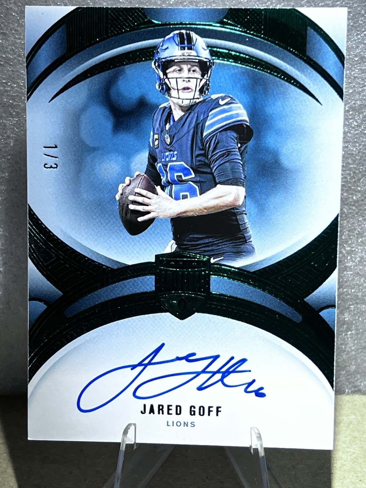 2024 Panini Eminence Jared Goff On Card Auto Green # 1/3 Detroit Lions