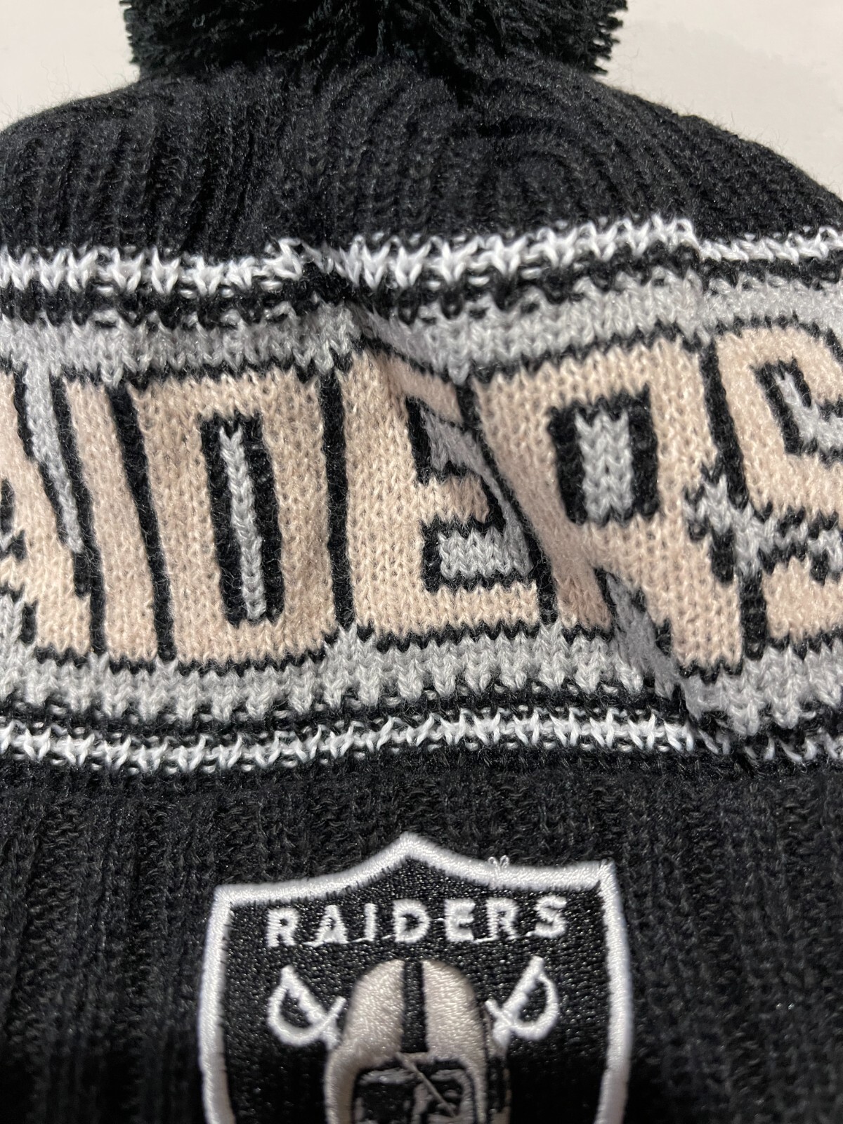 Las Vegas Raiders Knit Winter Beanie New Era Cap On Field Sideline Fleece Hat