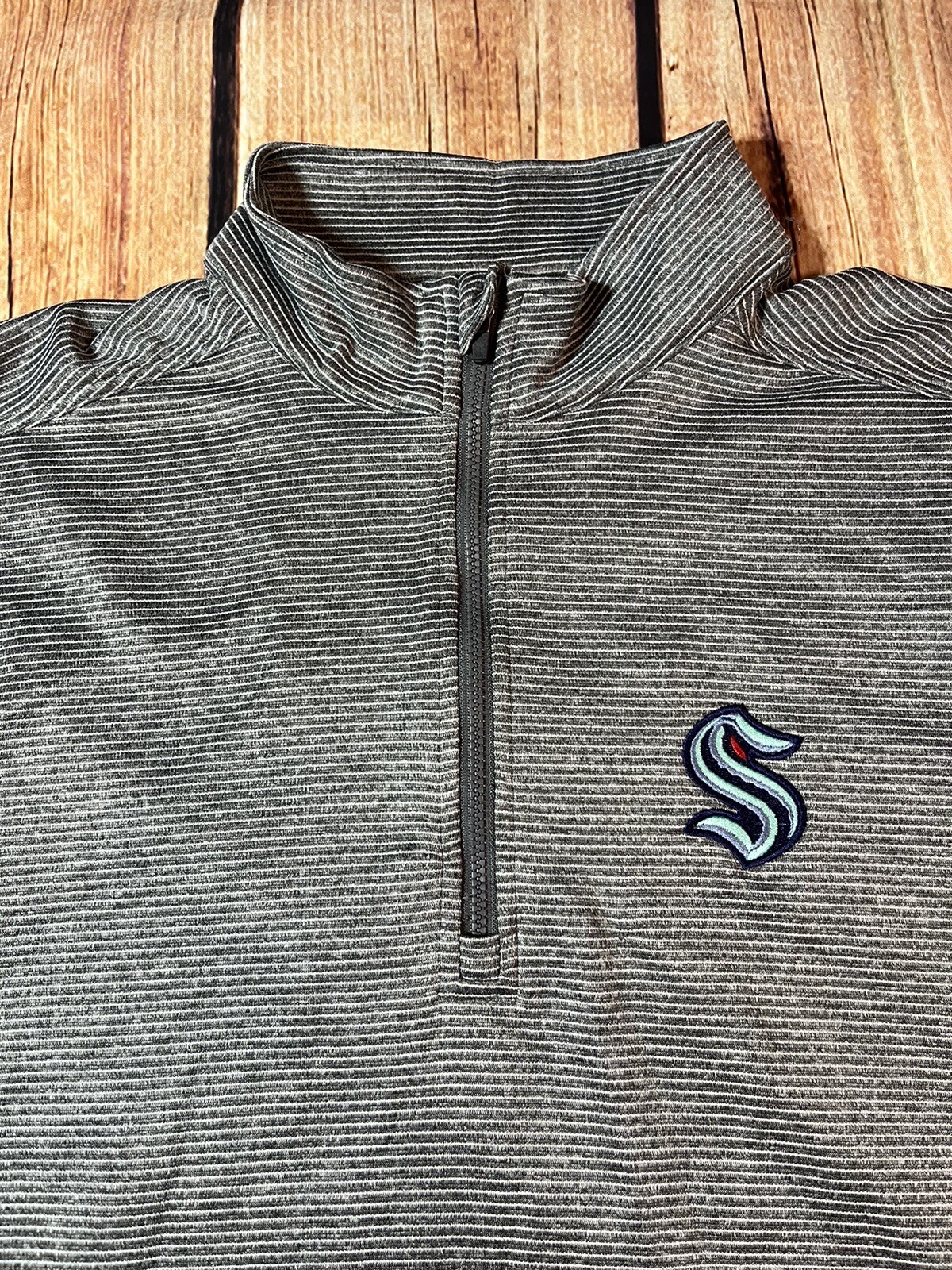 Seattle Kraken NHL Hockey 1/4 Zip Pullover Sweatshirt Men’s Medium Golf Casual