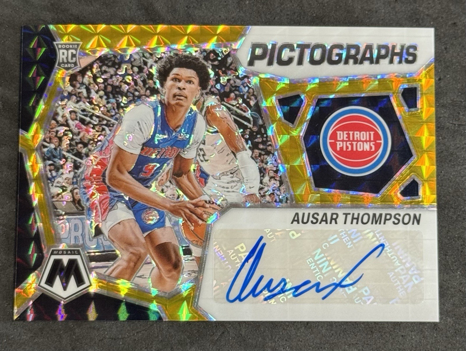 2023 Panini Mosaic AUSAR THOMPSON Black & Gold Prism Rookie Pictographs Auto 5/8