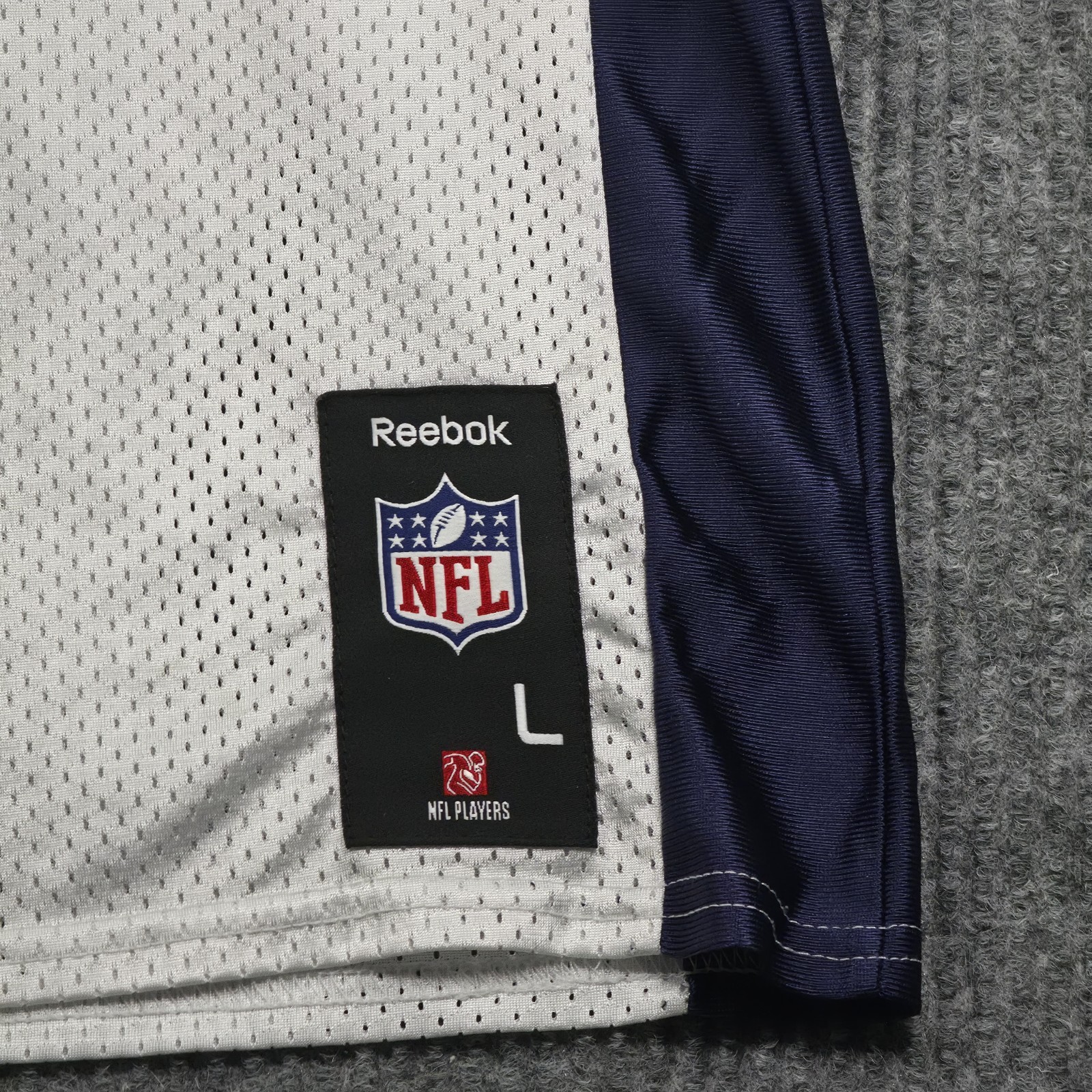 Reebok NFL Patriots Tom Brady 12 Jersey Style 7075A Mens L White Vintage Y2K 00s