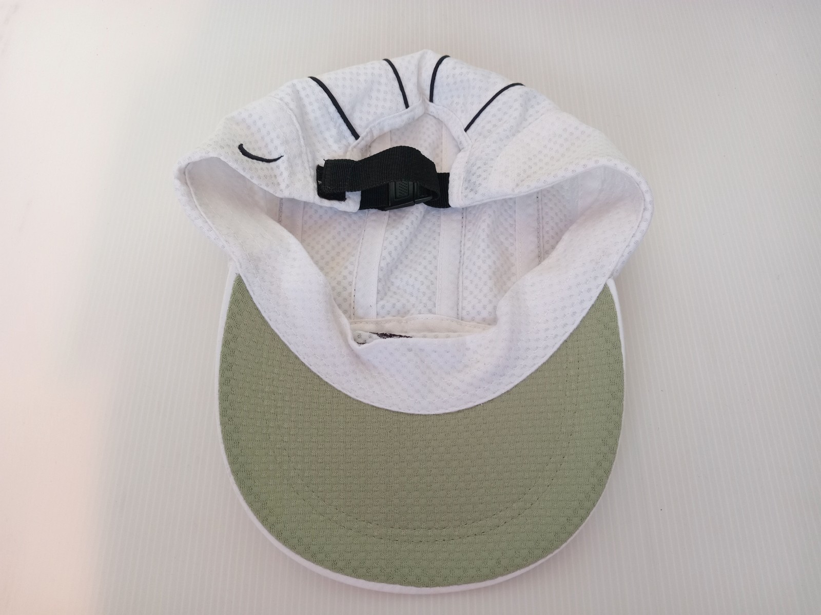 LOT 2 Pcs Vintage Andre Agassi Nike Cap Hat White – Black Mesh Tennis Swoosh