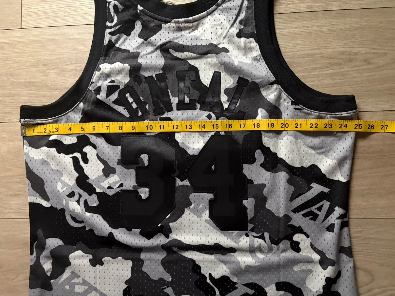 Mitchell & Ness Men’s Los Angeles Lakers Ghost Camo Jersey, Size XL