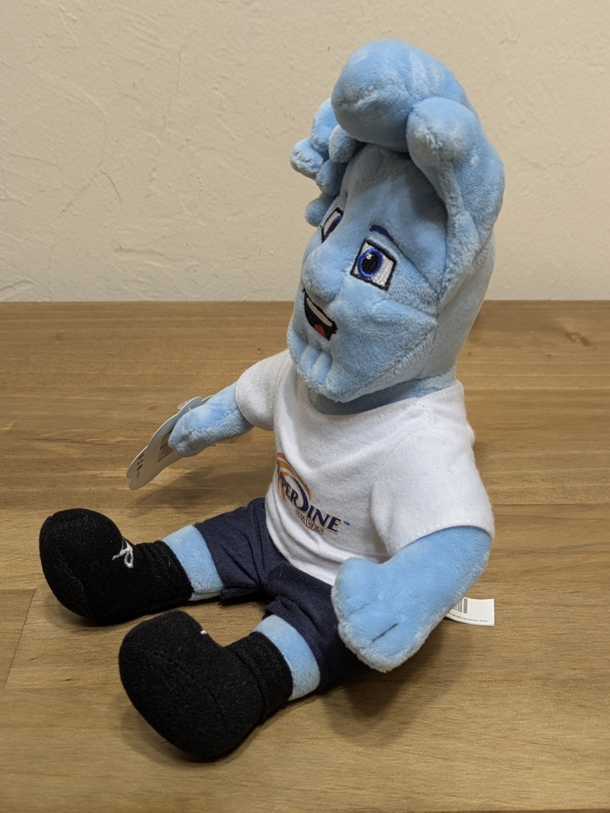 NWT Pepperdine University Waves Willie the Wave Mascot Factory Plush NEW