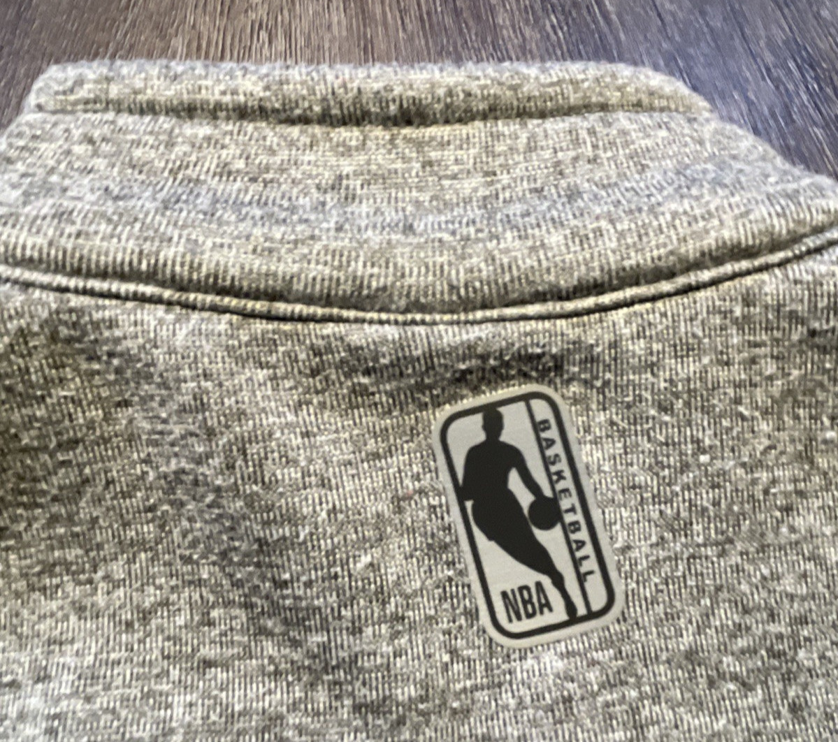 NBA National Basketball Association Youth Size 8 Gray Mock Collar Sweatshirt