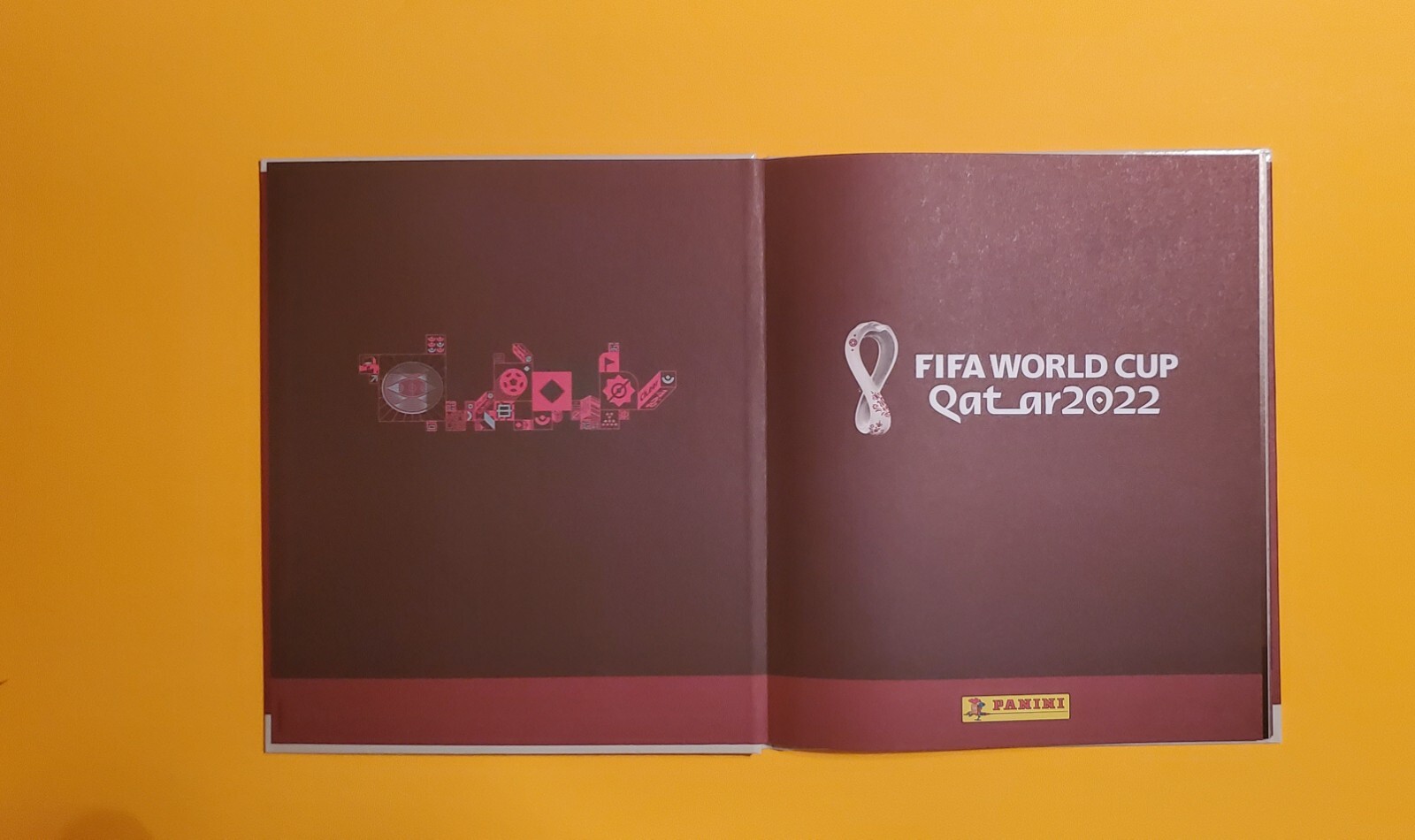 PANINI HARDCOVER ALBUM BLUE PARALLEL WORLD CUP QATAR 2022 + COMPLETE SET🔥