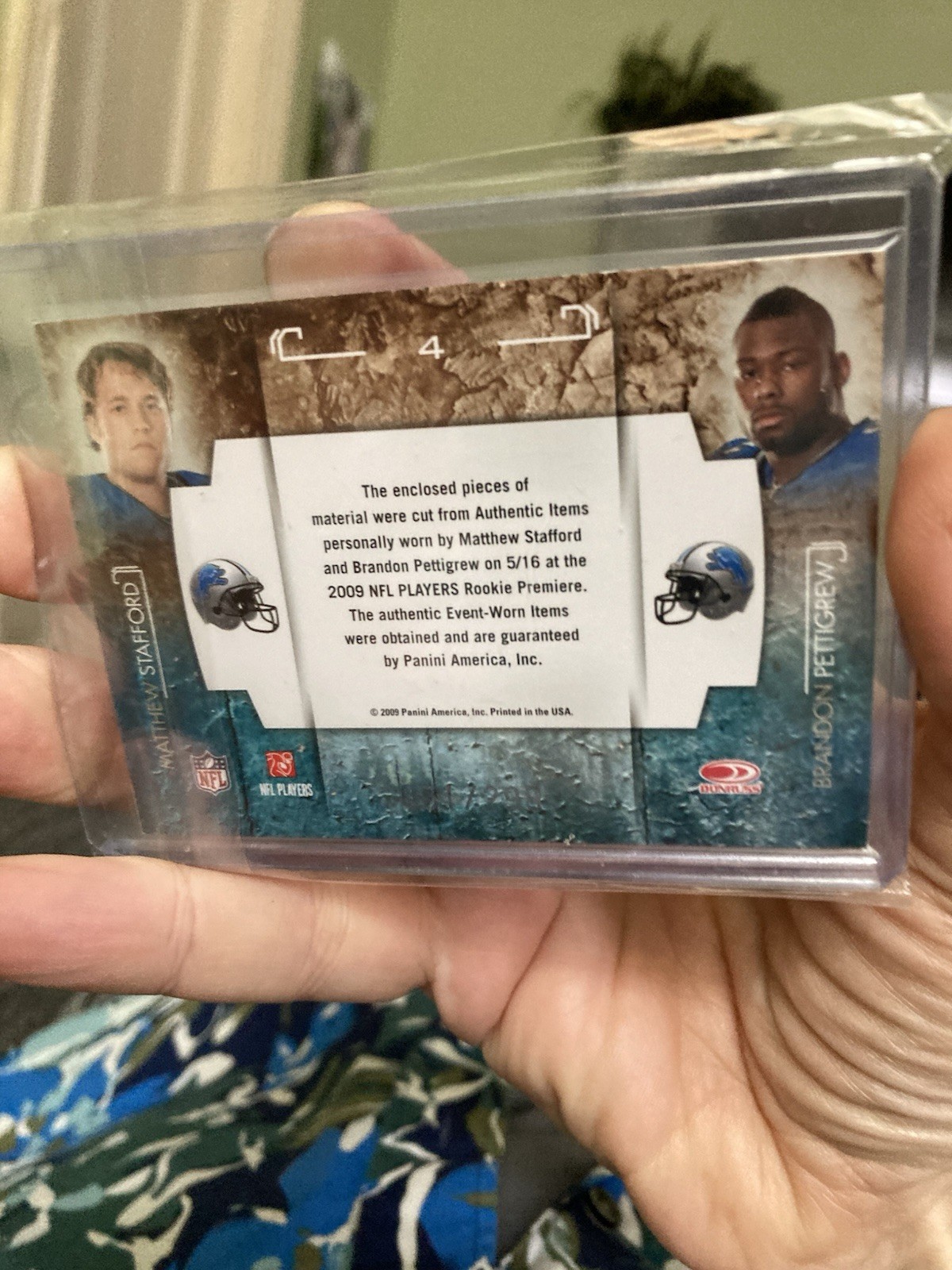 2009 Studio Rookies Combos Matthew Stafford, Brandon Pettigrew #4 /299 (MEM, RC)