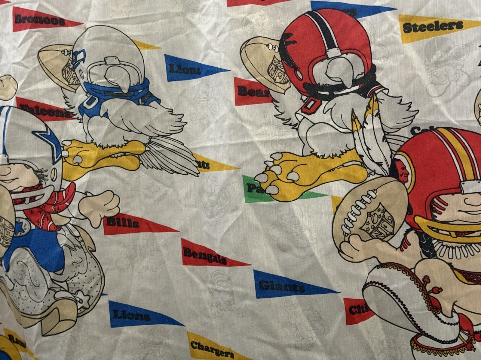 Vintage 80’s NFL Huddles American Football Bedding Fitted Sheet Full size- L111