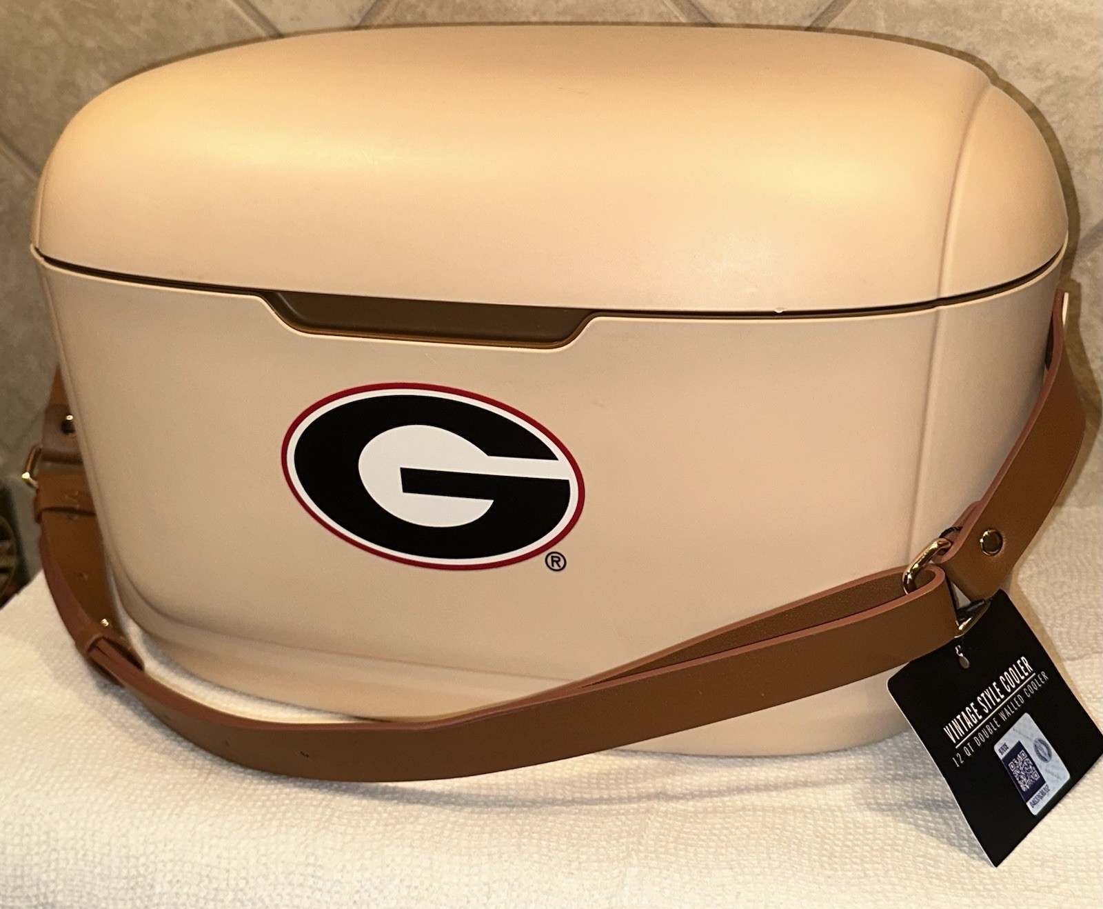 New The Memory Company Licensed NCAA Georgia Bulldogs 12 qt Vintage Style Cooler