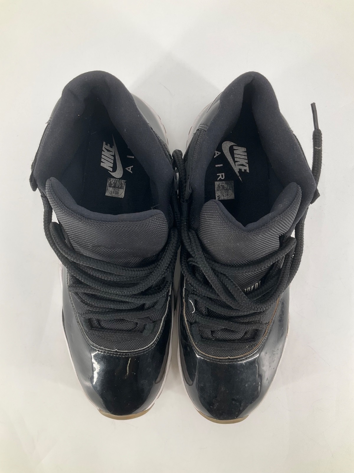AIR JORDAN 11 RETRO “SPACE JAM” SNEAKERS SIZE: 10.5
