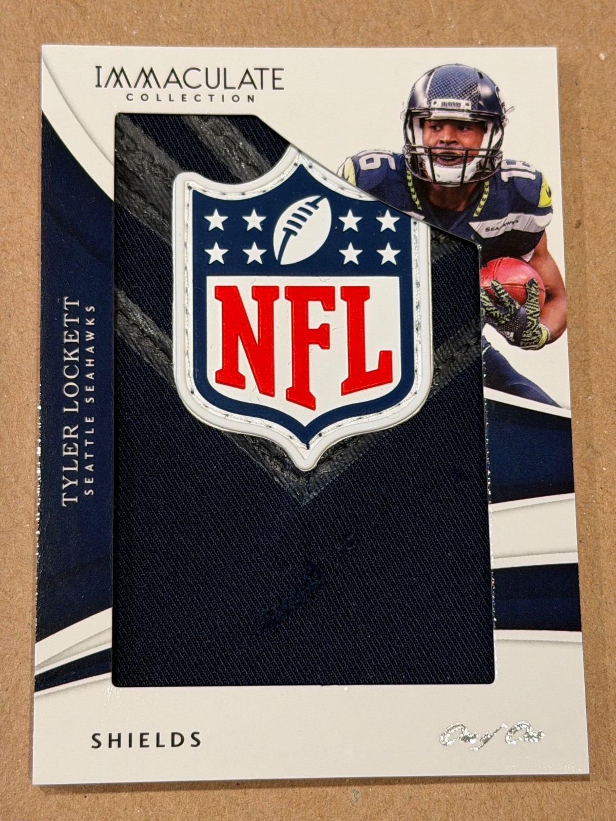 Tyler Lockett 2018 Immaculate NFL Shield Logo Patch Seahawks 🔥🔥🔥 1/1