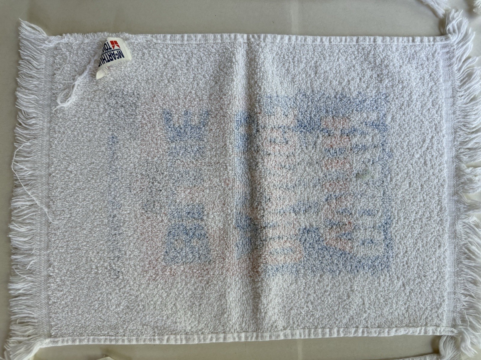 New York Knicks rally towels from 1990-1991, 1992, and 1996 — 7 in total