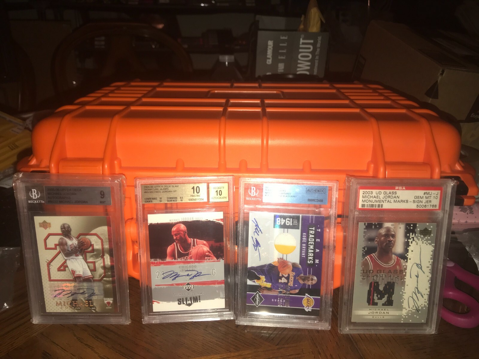 LARGE GRADED CARDS SLABS HOLDER STORAGE PROTECTOR BOX TRAVEL DISPLAY CASE ORANGE