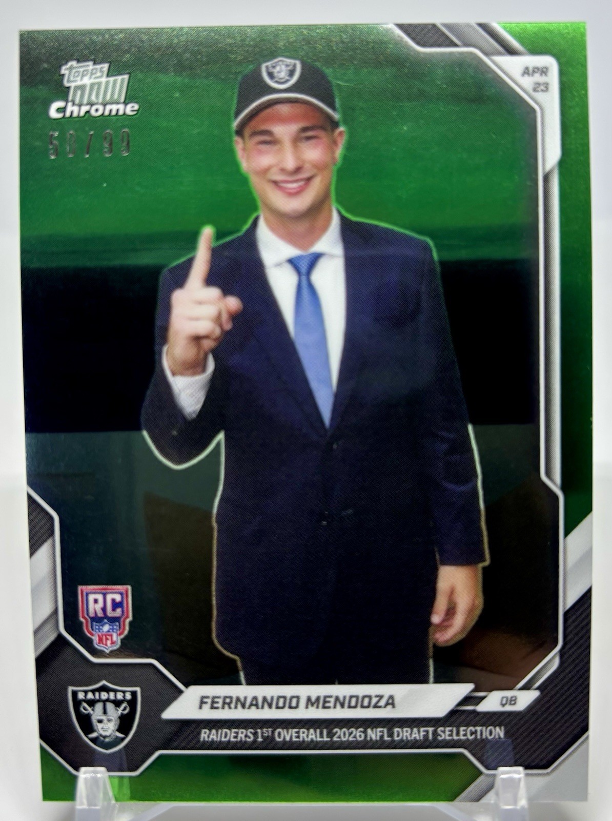🔥2026 Topps Chrome Fernando Mendoza 1st RC Draft Night Green Parallel SP /99