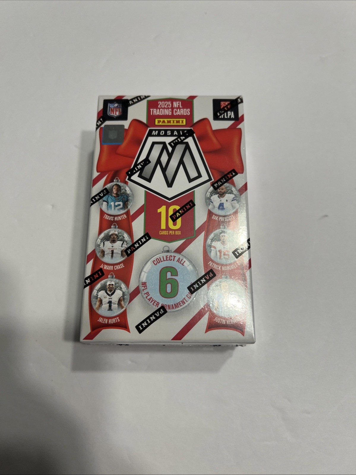 2025 Panini Mosaic Holiday Ornament Box (1 Exclusive Red & White Striped Rookie