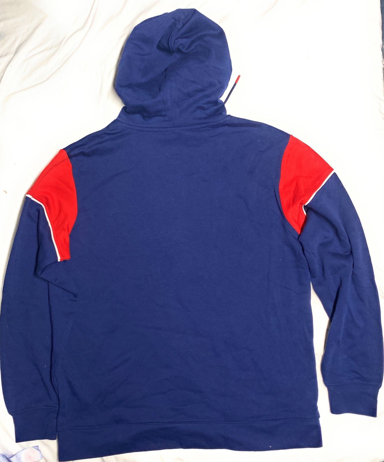 New England Patriots Men’s licensed Pullover Hooded Sweatshirt New with Tags