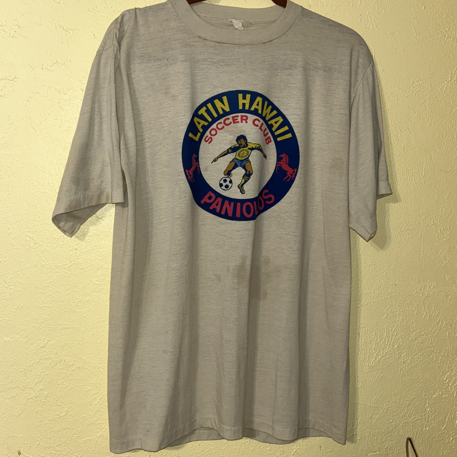 ✨Authentic Soccer 1970 Latin Hawaiian Soccer Club Paniolos League Tee-Shirt M/L