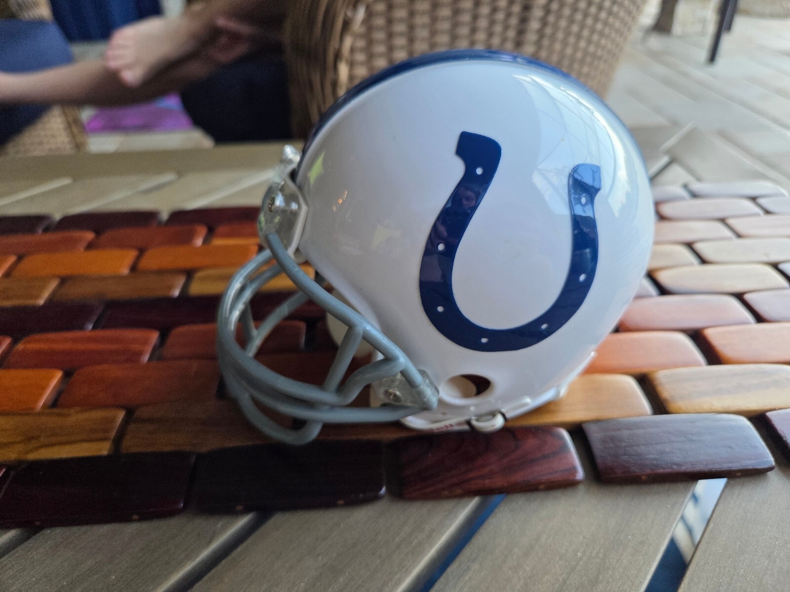 2004-19 Riddell NFL Throwback Mini Helmet Baltimore Colts Grey Facemask