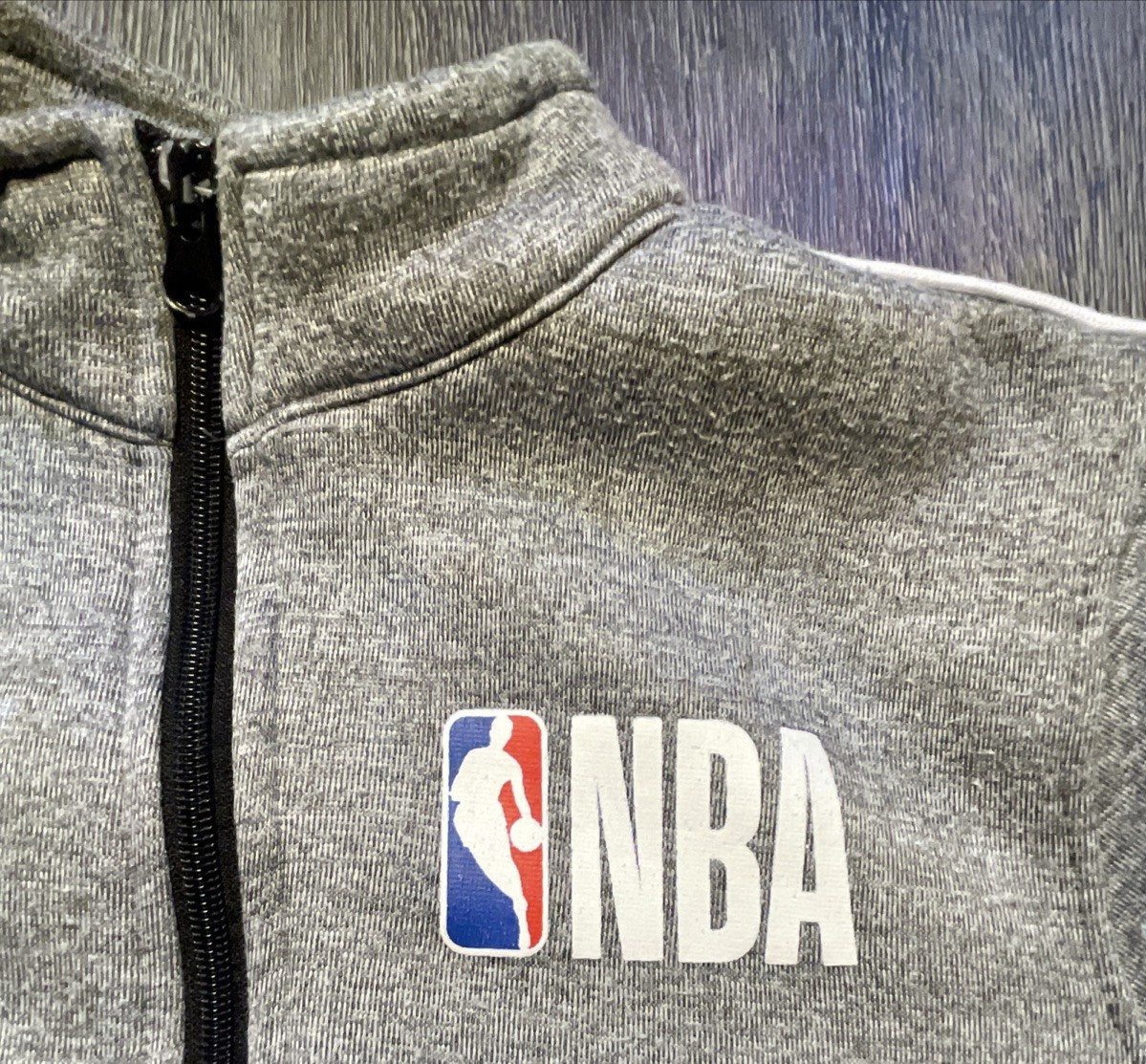 NBA National Basketball Association Youth Size 8 Gray Mock Collar Sweatshirt