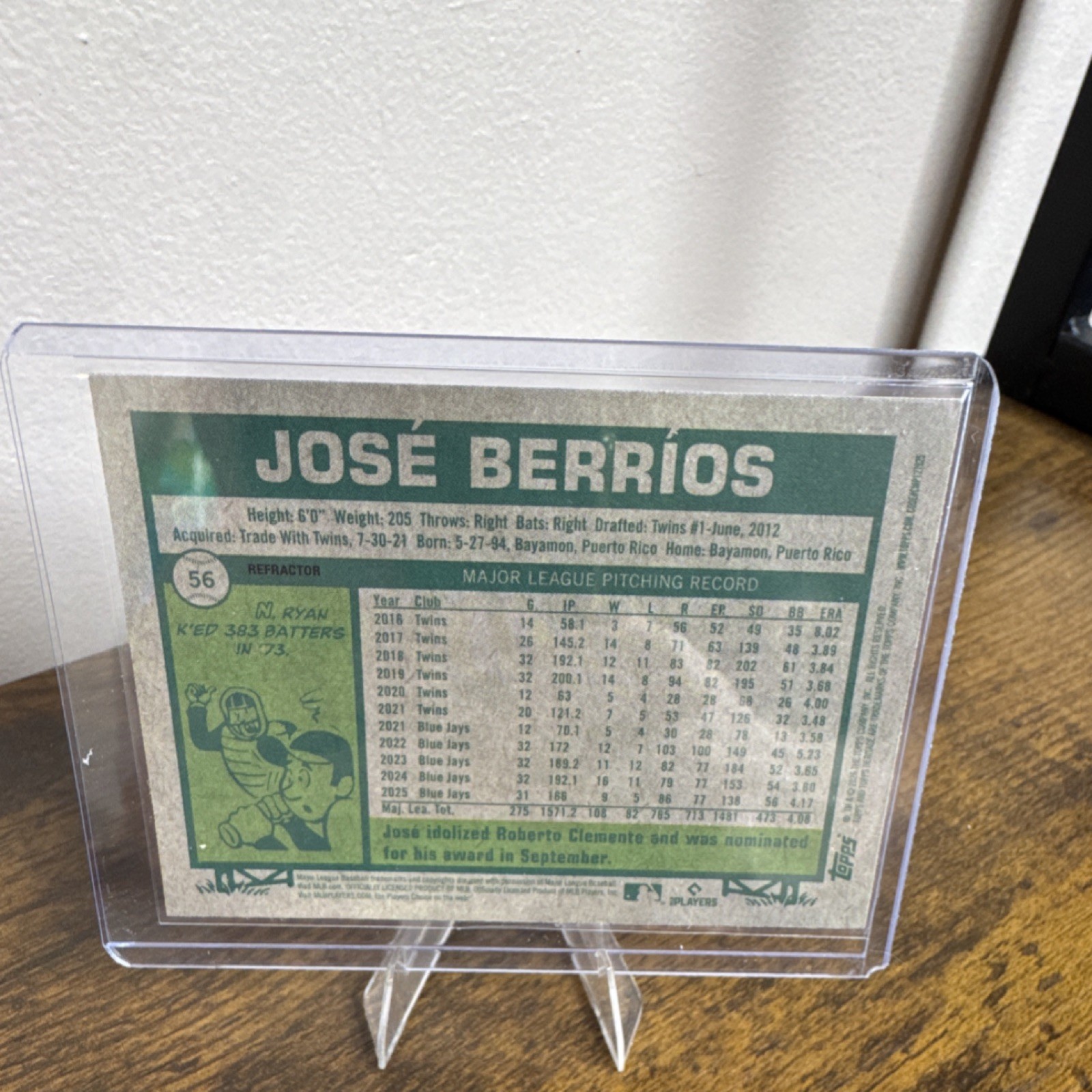 Topps 2026 Heritage José Berríos Toronto Blue Jays #56 Refractor Baseball