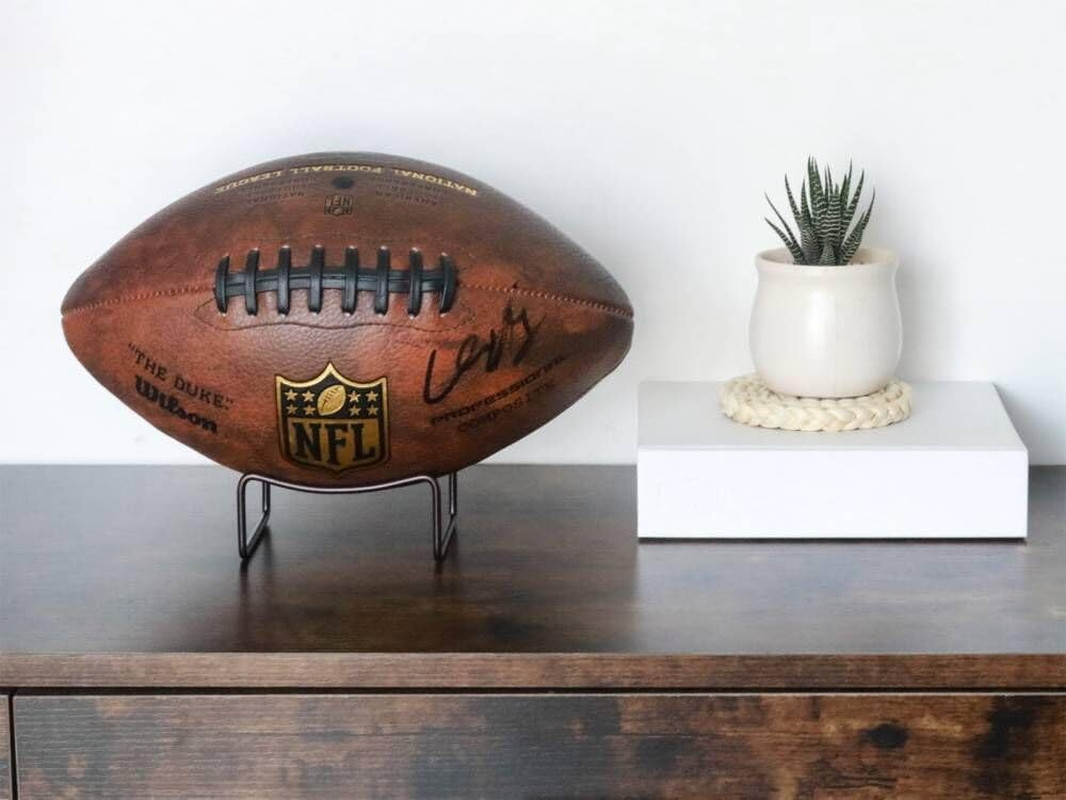 Metal Football Display Stand, Base Holder for Basketball, Bowling, Soccer, Volle
