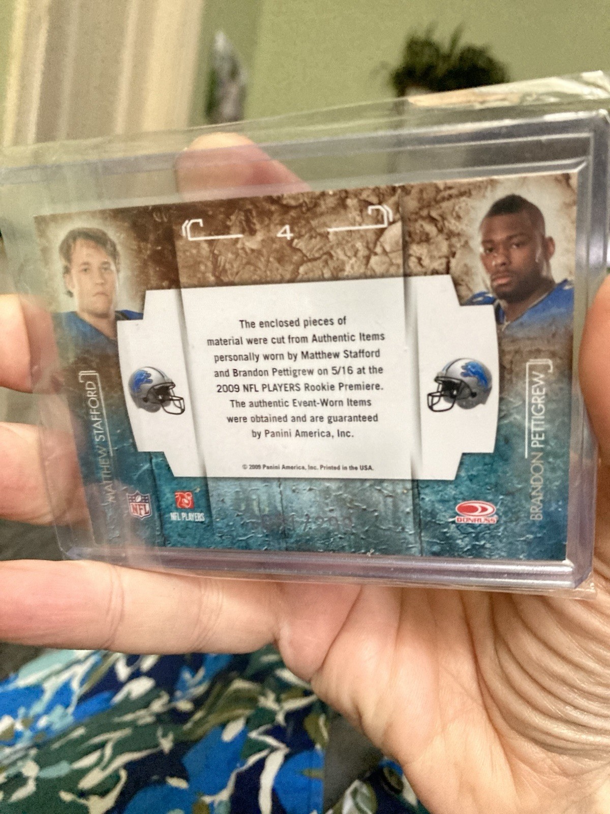 2009 Studio Rookies Combos Matthew Stafford, Brandon Pettigrew #4 /299 (MEM, RC)