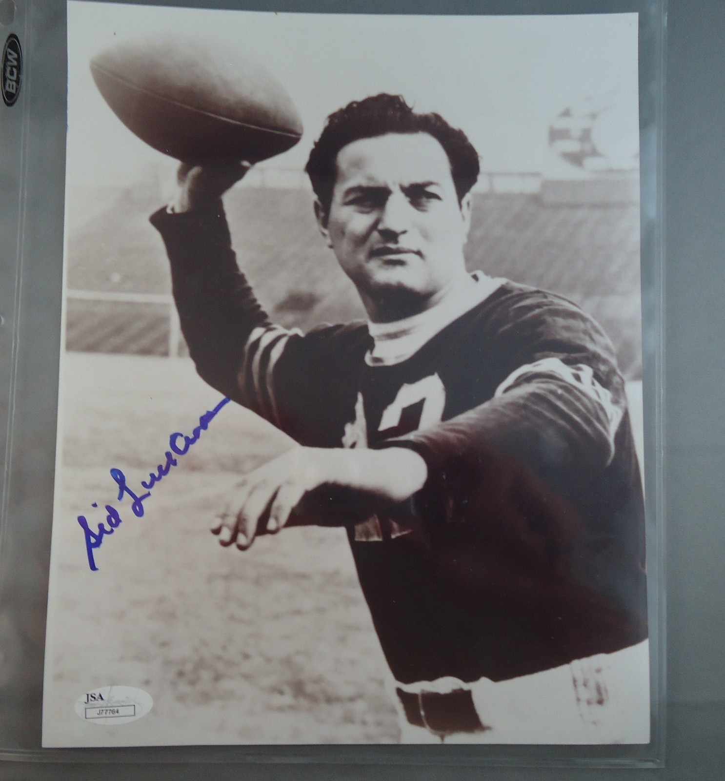 Sid Luckman Chicago Bears HOF Autographed 8×10 Photo JSA COA