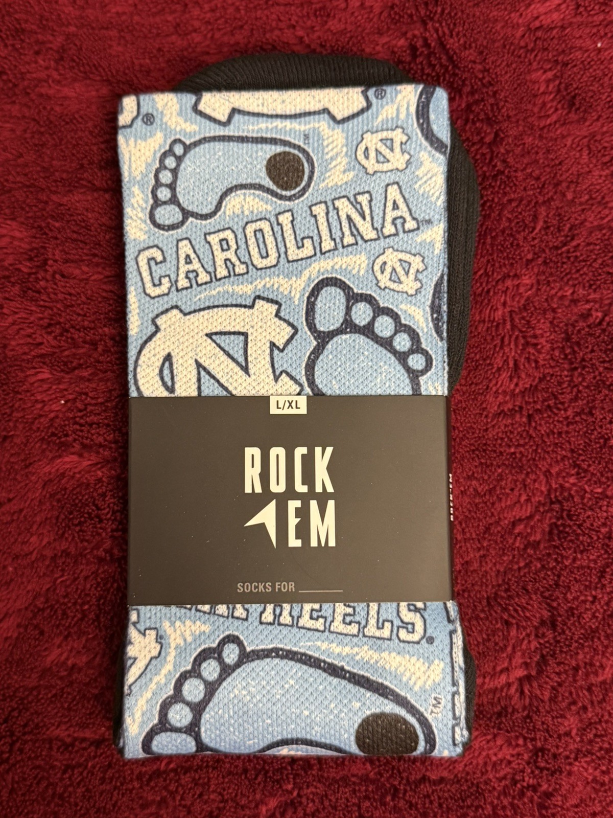 NEW 3 Items North Carolina Tar Heels, UNC Hat, Rock ‘Em Socks, Men’s LARGE Shirt