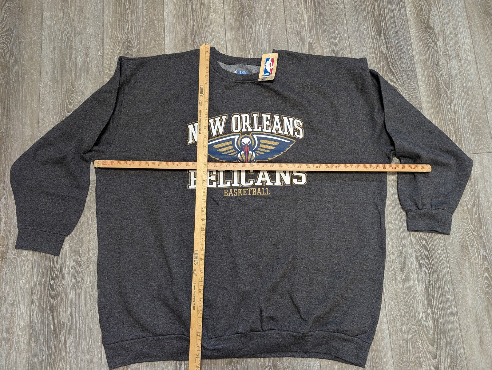 NWT New Orleans Pelicans NBA Mens Size 4XL Sweatshirt Dark Heather Gray Crew
