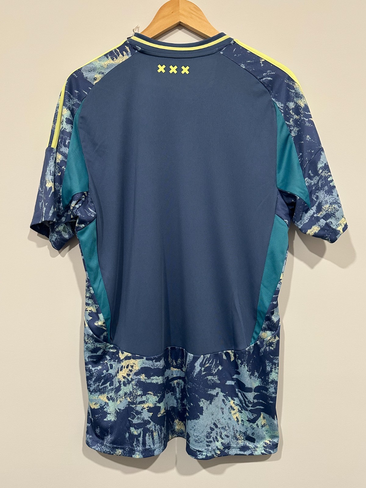 Ajax 2024-25 Away Soccer Jersey (L) NWT