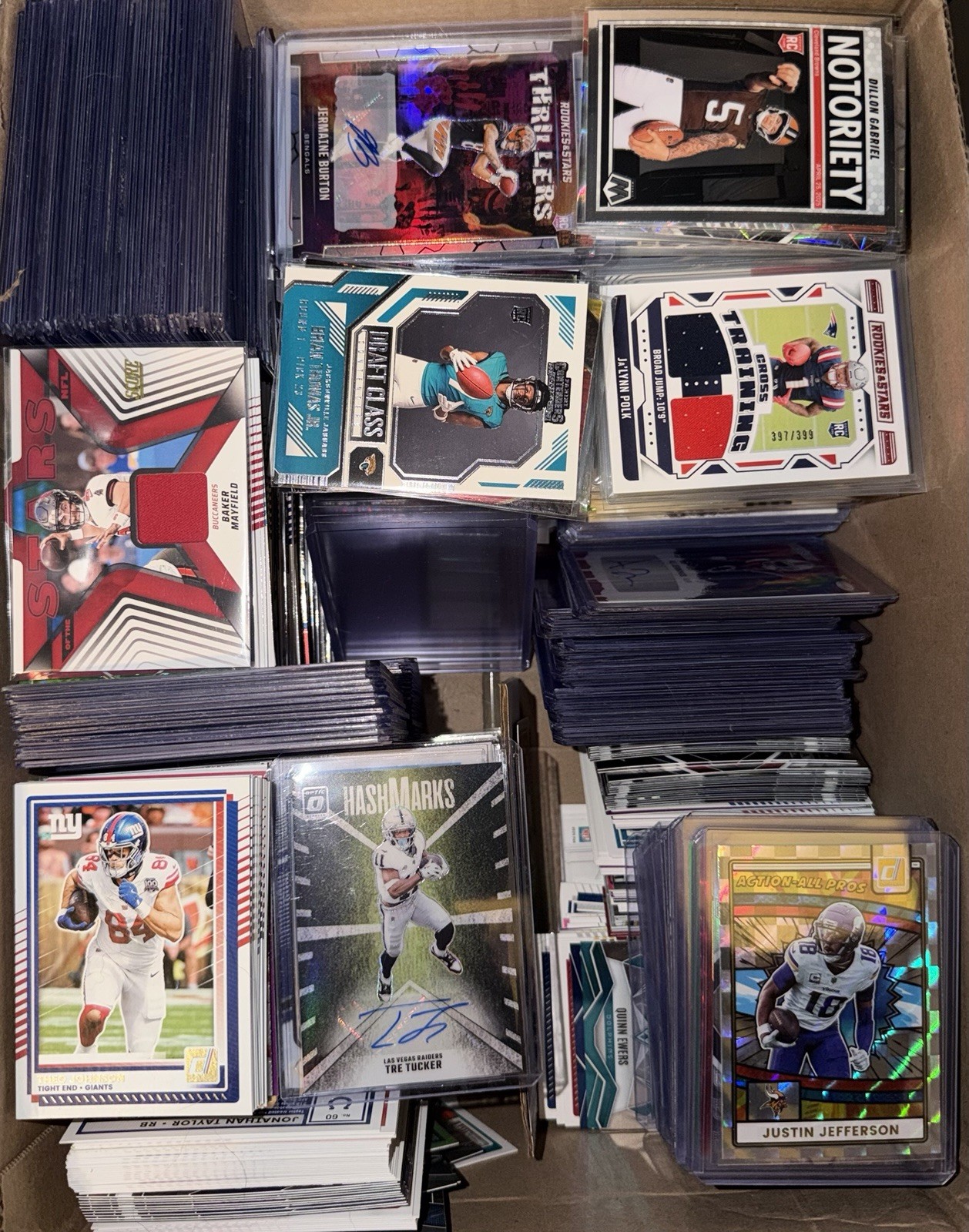 100 Card Lot – Random NFL Football Card Assortment – No Duplicates